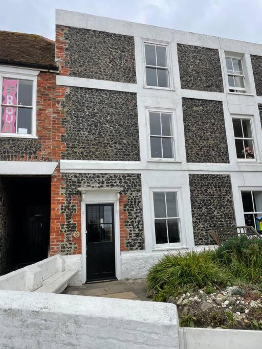 Turner - 3 Bed With A View Of The Harbour Apartment *
