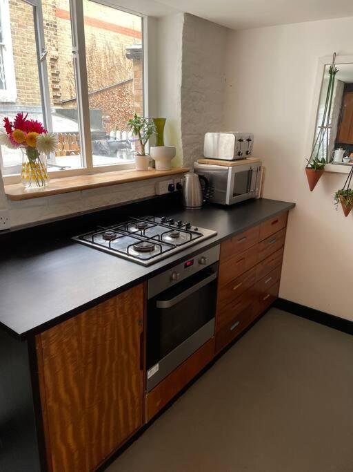 Turner - 3 Bed With A View Of The Harbour Apartment
